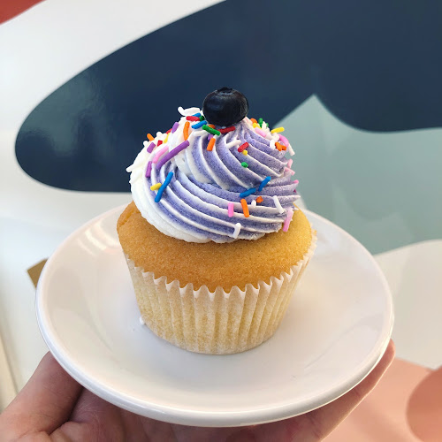 Opinii despre Almond Butterfly Bakeshop & Cafe în Toronto - Hospitality and gastronomy