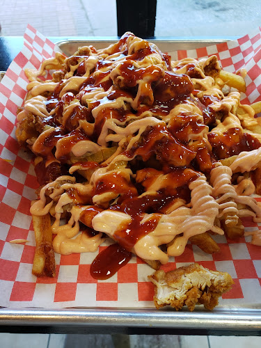 Opinii despre 6ixside Burger (Pickering) în Pickering - Hospitality and gastronomy