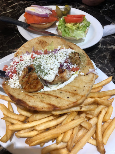 1811 Main St W, Hamilton, ON L8S 1H6