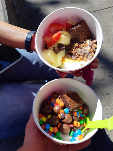 Opinii despre Menchie's în Waterloo - Hospitality and gastronomy