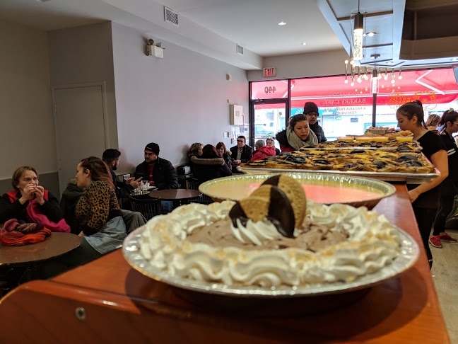 Comentarii opinii despre Dynasty Bakery & Cafe Ltd