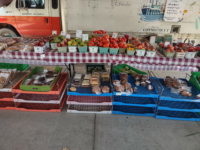 Opinii despre Belleville Farmers Market în Belleville - Hospitality and gastronomy