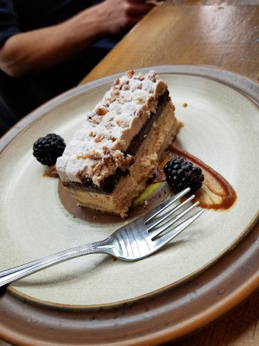 Pie Bar - Hospitality and gastronomy