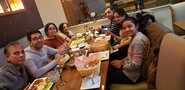 TJs Pizza & Curry in a Hurry - Hospitality and gastronomy