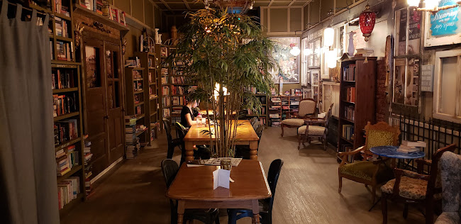 5112 50 Ave, Cold Lake, AB T9M 1Y2