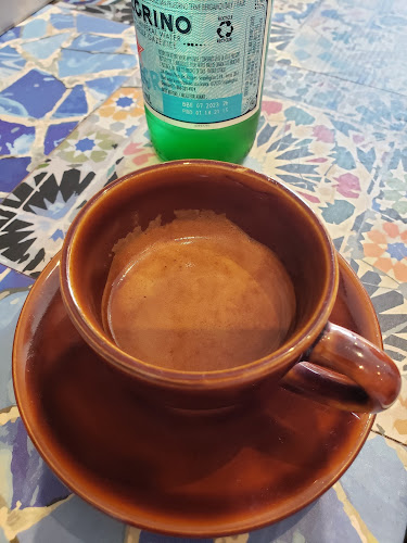 Comentarii opinii despre Si Espresso & Pasticceria Bar