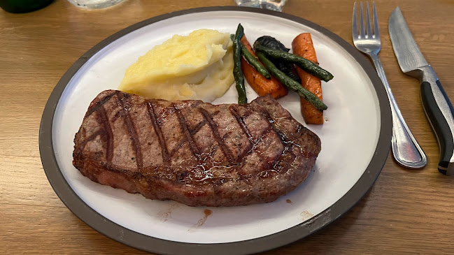 Opinii despre Moxies Toronto Downtown Restaurant în Toronto - Hospitality and gastronomy