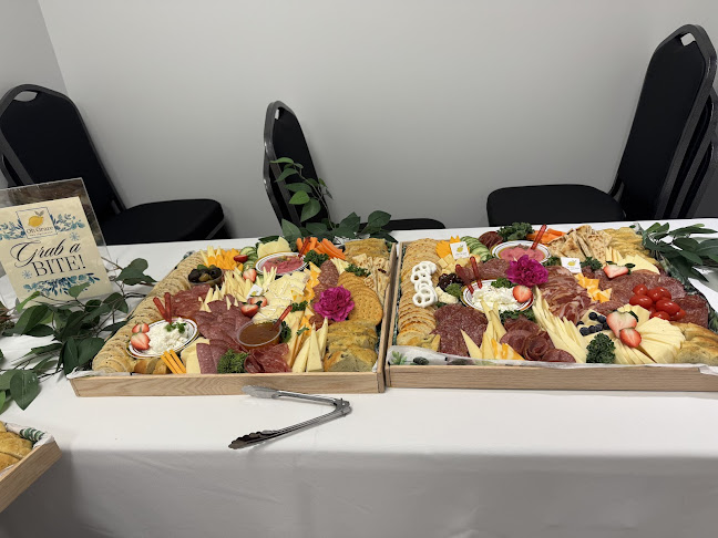 Oh Graze | Catering - Charcuterie Grazing Board and Box - Gifts | - Hospitality and gastronomy