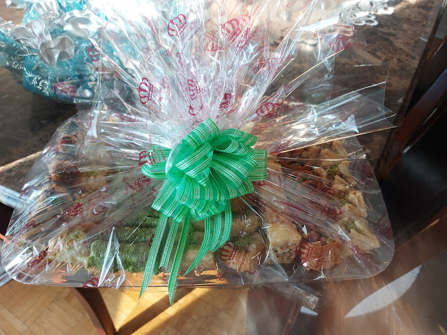 Opinii despre Crown Pastries în Mississauga - Hospitality and gastronomy