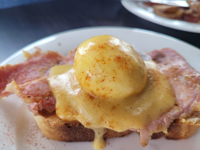 105 Gordon St, Guelph, ON N1H 4H7