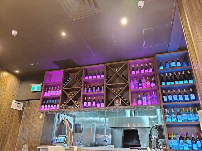 1352 Lonsdale Ave, North Vancouver, BC V7M 2H8, Canada