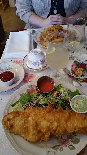 Queen Charlotte Tea Room - Niagara Falls