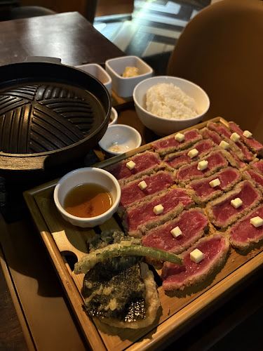 Jamesons Pub - 17th Ave - Hospitality and gastronomy