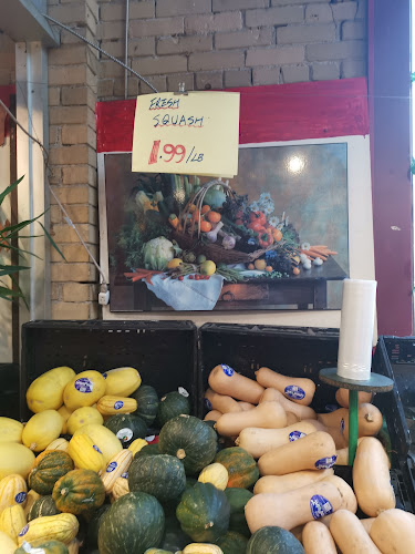 Comentarii opinii despre Family Food Market