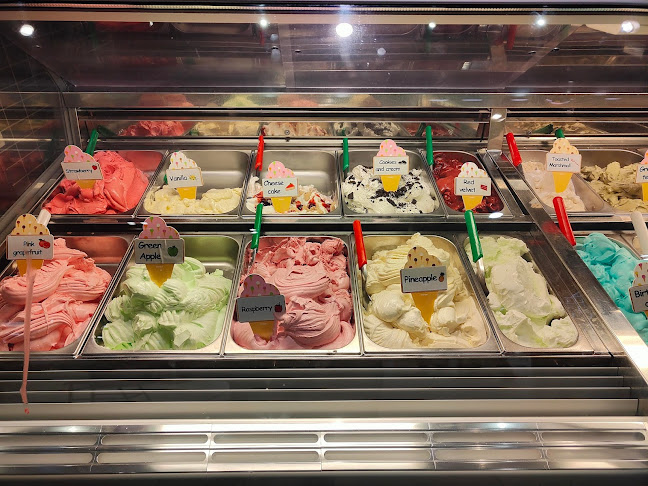 Crepe Delicious Toronto Eaton Centre - Toronto