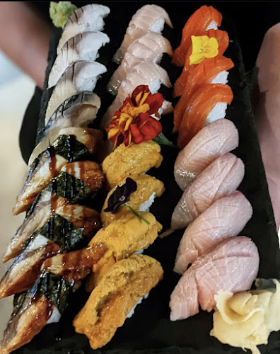 Opinii despre Nubo Kitchen + Bar(Johnson Street Bridge Location) în Victoria - Hospitality and gastronomy