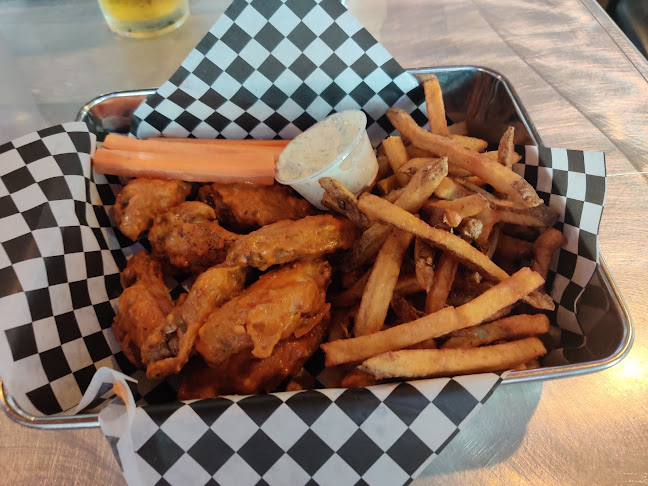 Opinii despre Drums N Flats în Toronto - Hospitality and gastronomy