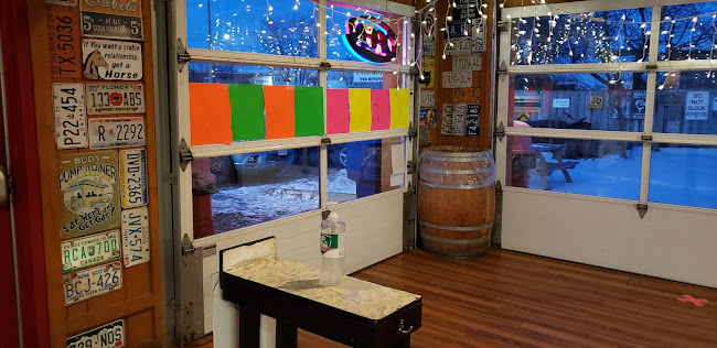 MJ's Own Munchies - Hospitality and gastronomy