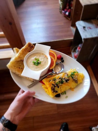 Comentarii opinii despre The Okanagan. Eatery (Catering)