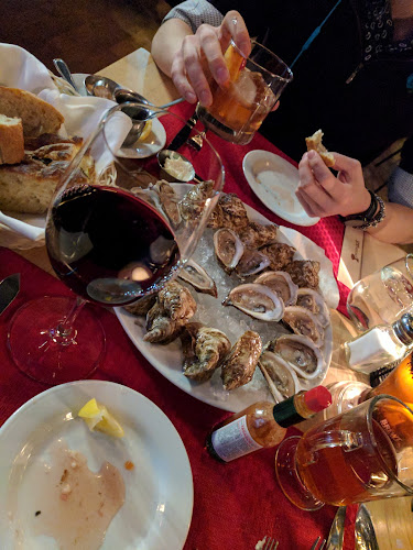 283 Bannatyne Ave, Winnipeg, MB R3B 1M3