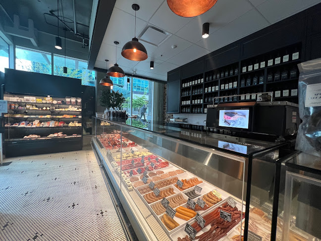 Comentarii opinii despre Sebastian & Co Fine Meats (Downtown)