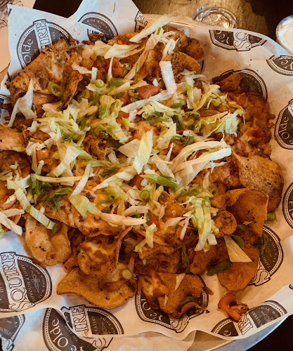 Ye Olde Squire - Hamilton Mountain (Upper James)