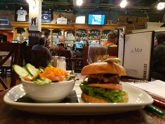 Opinii despre Howe Sound Taphouse & Kitchen - New West în New Westminster - Hospitality and gastronomy