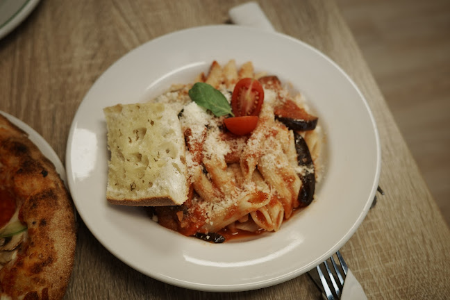 1110 W Pender St, Vancouver, BC V6E 2S1