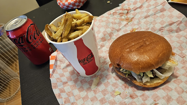 47 Charles St W B, Toronto, ON M5S 3L9