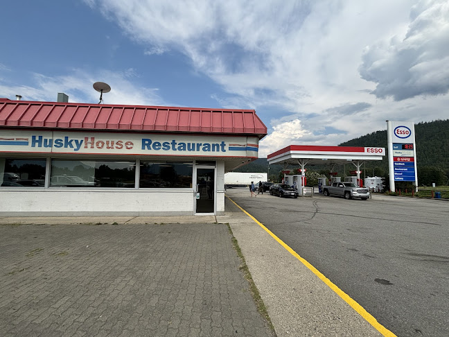 Sicamous Husky House Restaurant - Sicamous