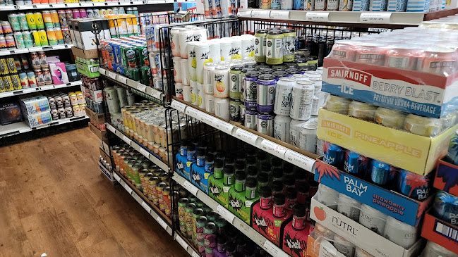 Comentarii opinii despre Millbourne Liquor Ltd