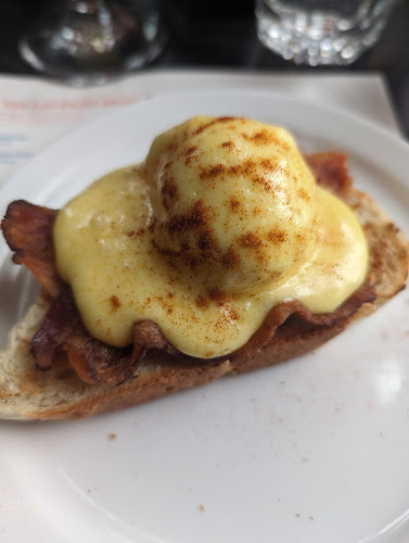 Opinii despre Bardō Guelph în Guelph - Hospitality and gastronomy