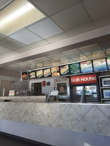 Opinii despre Sub House în Sarnia - Hospitality and gastronomy