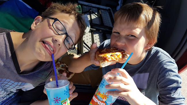 1925 Bowen Rd, Nanaimo, BC V9S 1H1