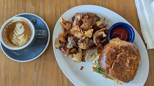 Opinii despre Rosewood Foods în Edmonton - Hospitality and gastronomy