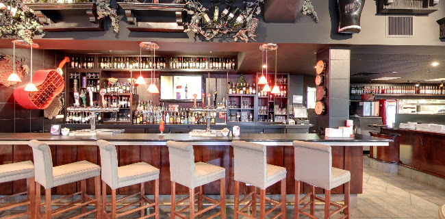 Symposium Cafe Restaurant |Stoney Creek|