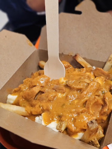 New York Fries Stone Road Mall - Hospitality and gastronomy