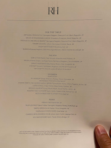 RH Courtyard Restaurant at RH Toronto - Toronto