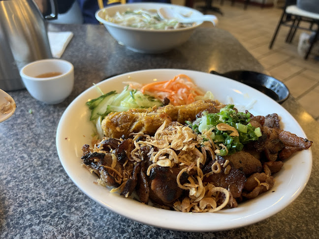 Comentarii opinii despre Pho Ngon