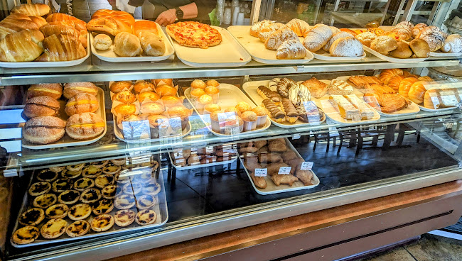 Caledonia Bakery & Pastry - Hospitality and gastronomy