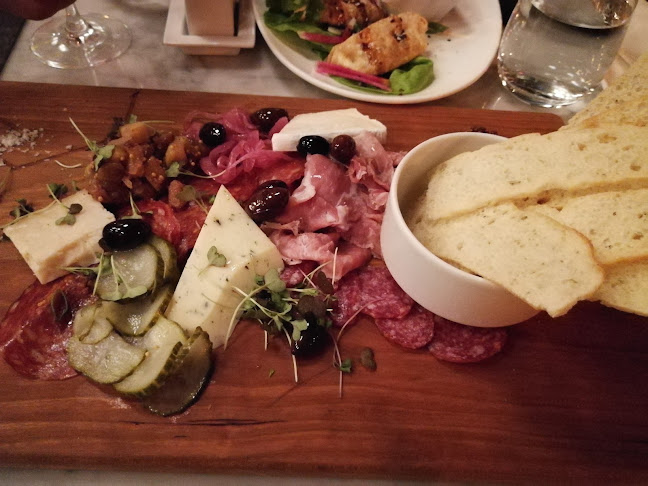 Proof Kitchen + Lounge - Waterloo