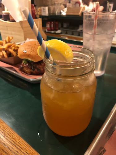 574 Lancaster St W, Kitchener, ON N2K 1M3