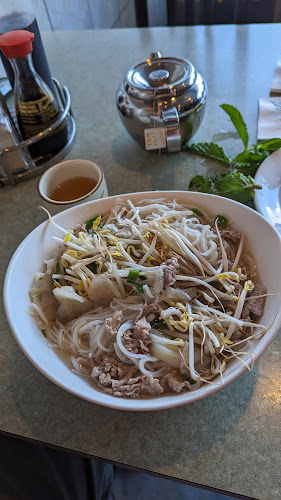 Opinii despre Thuan Hoa Restaurant în Lethbridge - Hospitality and gastronomy