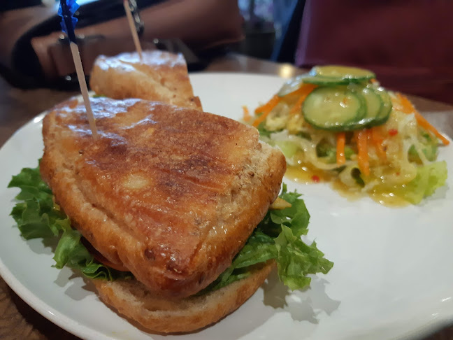 Comentarii opinii despre Beans & Leaves