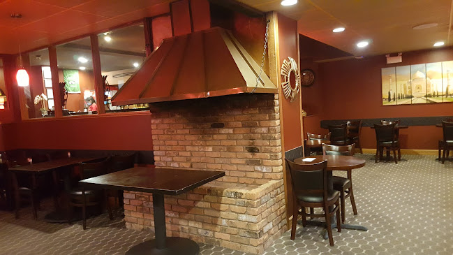 240 Central Ave N #5, Swift Current, SK S9H 0L2