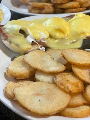 Uptown Grill - Hospitality and gastronomy