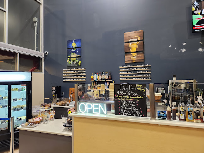 On The Fly Cafe - Comox