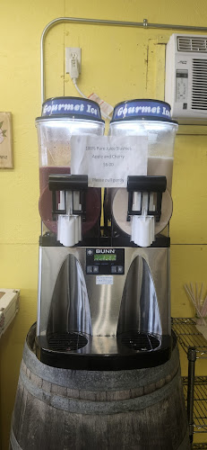 Opinii despre The Friendly Farmer Fruitstand în Kelowna - Hospitality and gastronomy