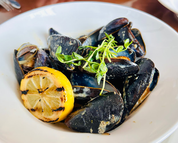 Opinii despre Big Fish & Open Range - Renfrew în Calgary - Hospitality and gastronomy