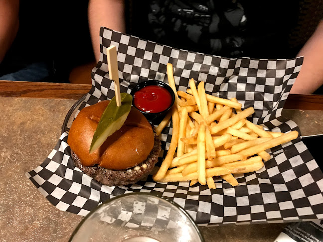 Opinii despre Hops, A Northwest Pub în New Westminster - Hospitality and gastronomy